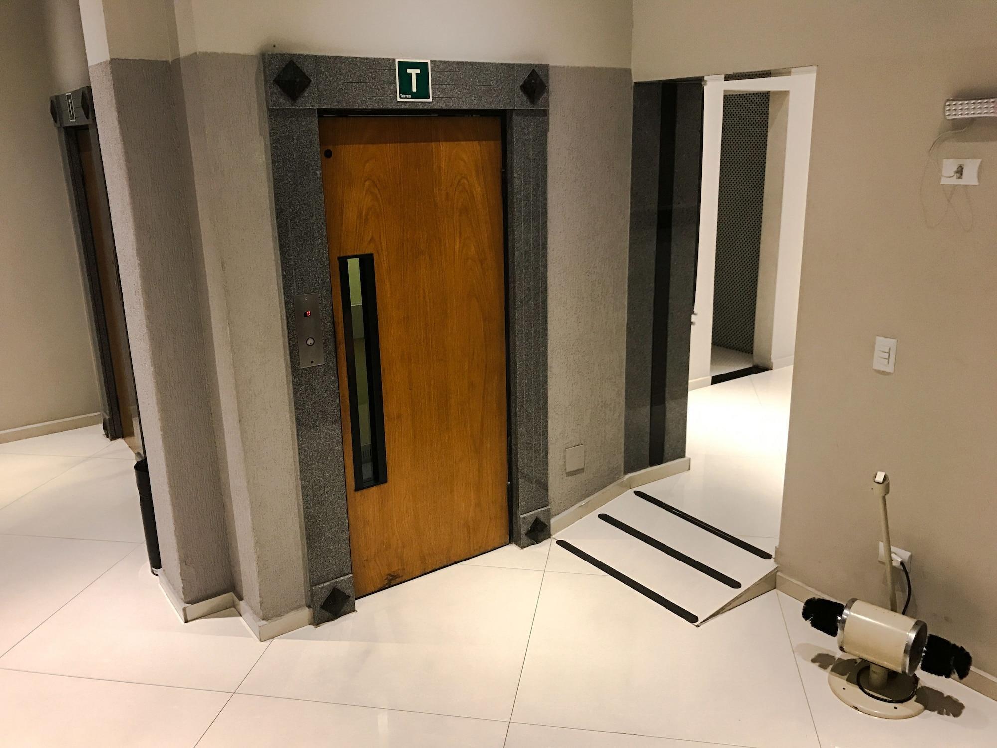 קוריטיבה Rede Andrade Mercado Hotel מראה חיצוני תמונה
